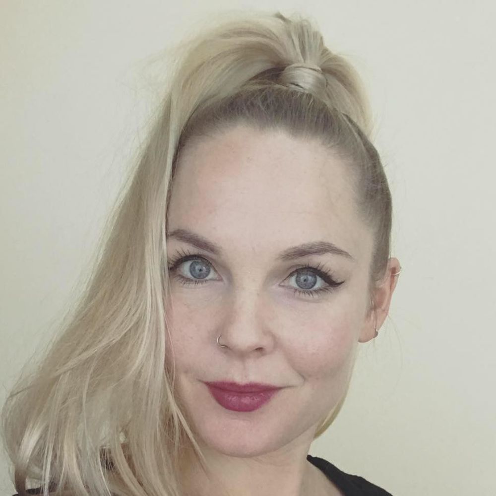 Meet your Posher, Carrie